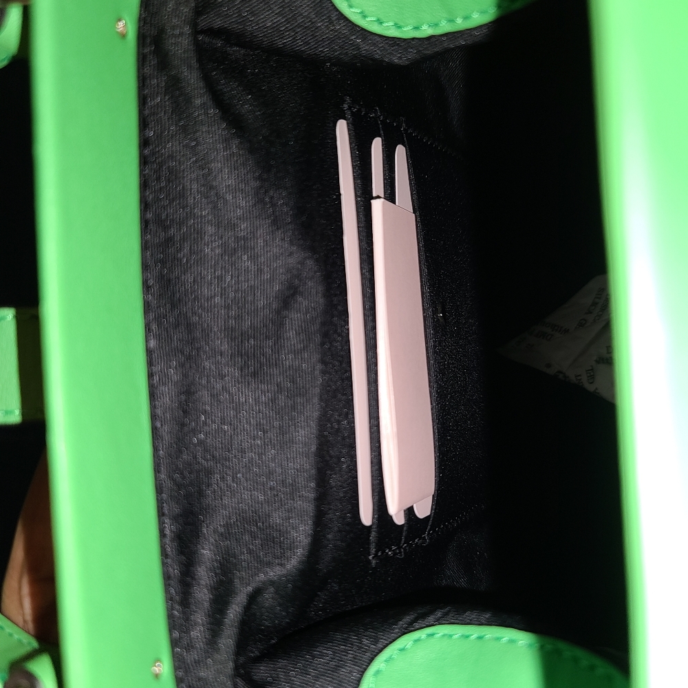Kate Spade Purse - Picture 11 of 16